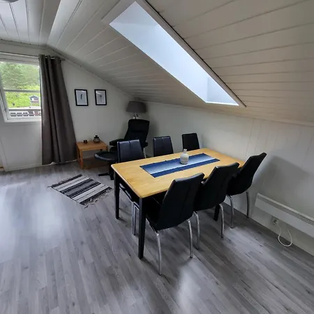 Golf Clubhouse With Views Of The First Tee! *